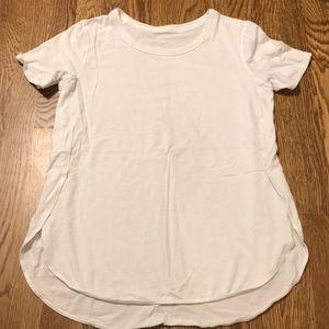 Lululemon crew neck split side short sleeve top S